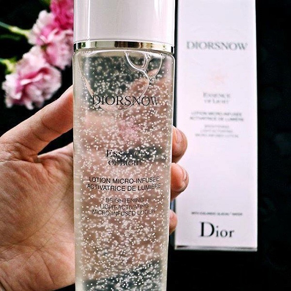 Nước Thần Dưỡng Da Dior Essence Of Light 50ml