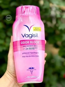 dung-dich-ve-sinh-phu-nu-vagisil-cua-my-gia-bao-nhieu-mua-o-dau-uy-tin